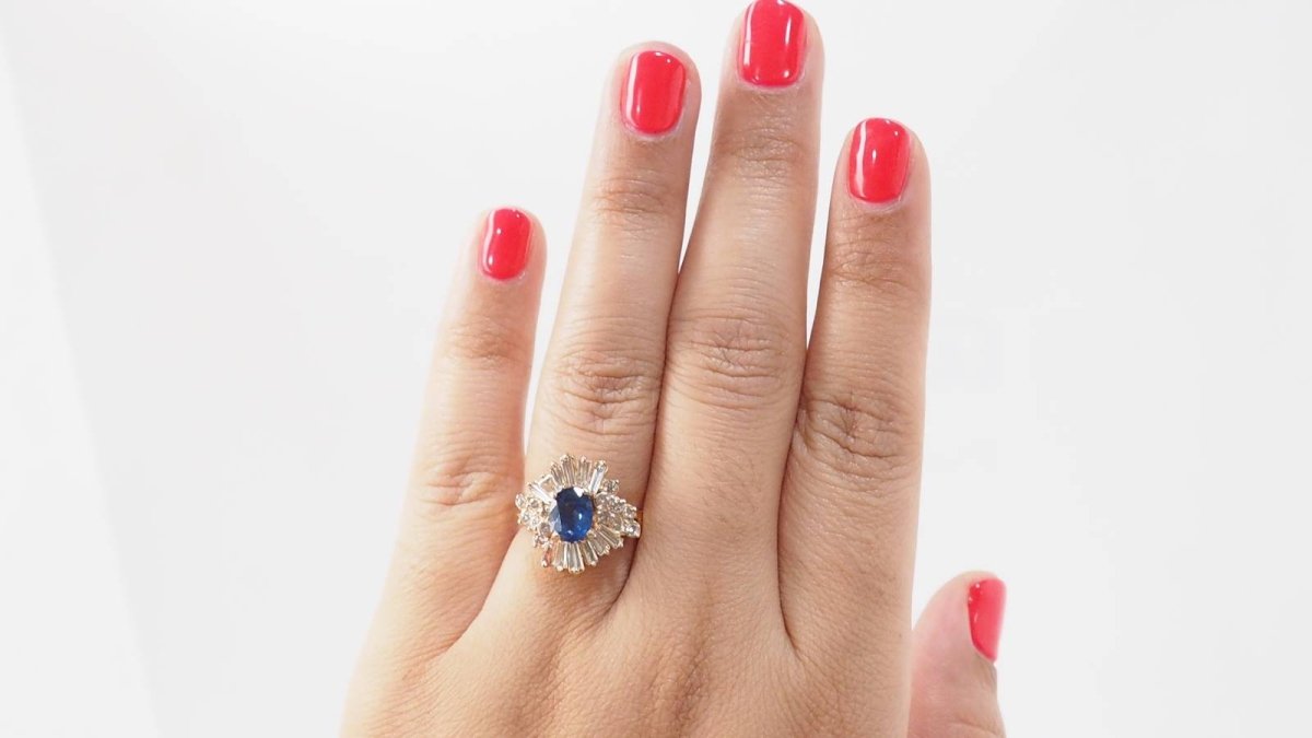Bague Entourage en or rose saphir et diamants - Castafiore