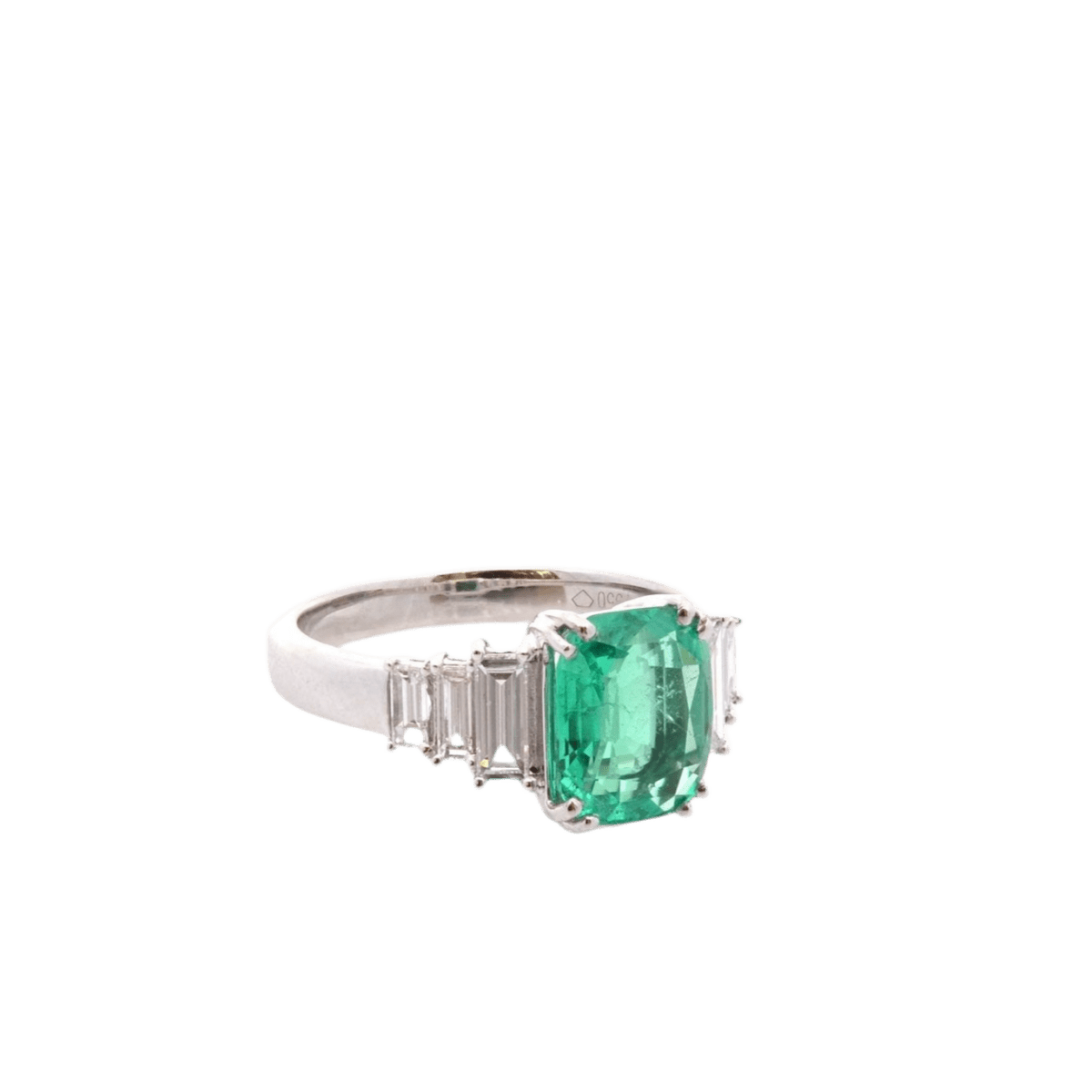 Bague Entourage en platine, émeraude et diamants - Castafiore