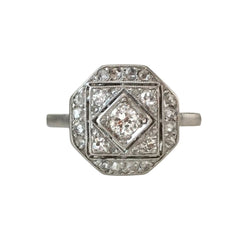 Bague Entourage en platine et diamants - Castafiore