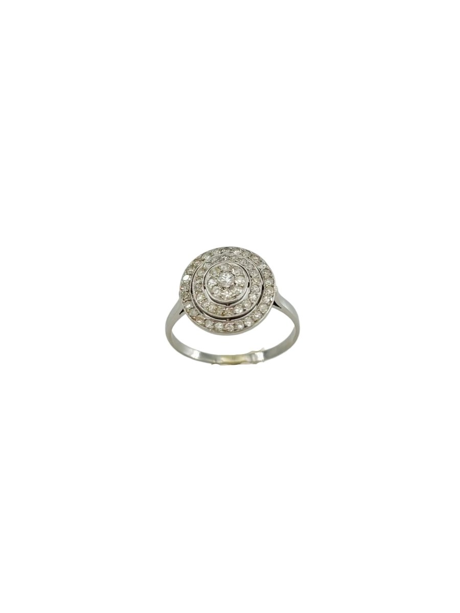 Bague Entourage en platine et diamants - Castafiore