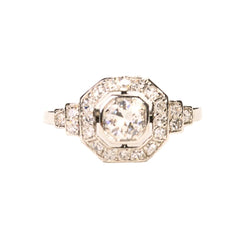 Bague Entourage en platine et diamants - Castafiore