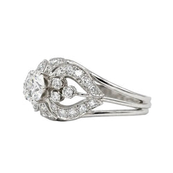 Bague Entourage en platine et diamants - Castafiore