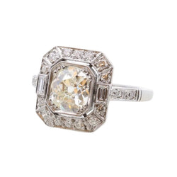 Bague Entourage en platine et diamants - Castafiore