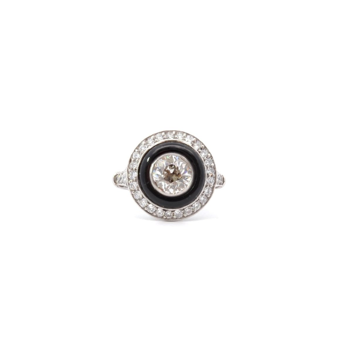 Bague Entourage en platine, onyx et diamants - Castafiore