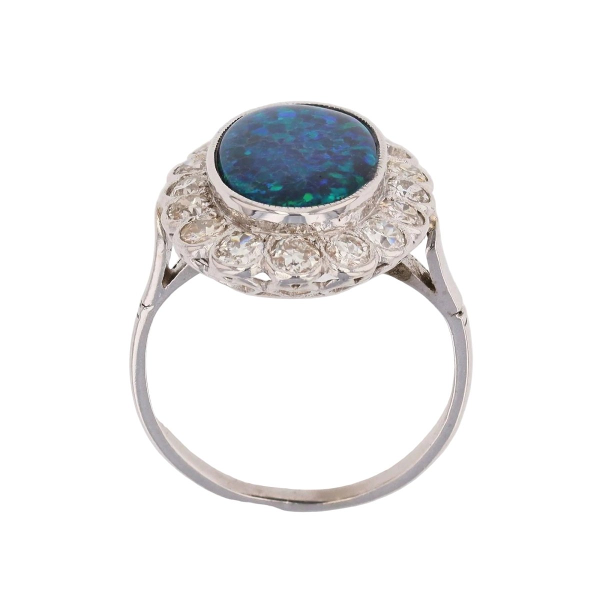 Ring paltinium black opal diamonds