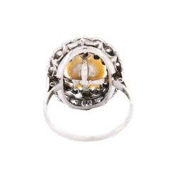Bague Entourage en platine, perle et diamants - Castafiore