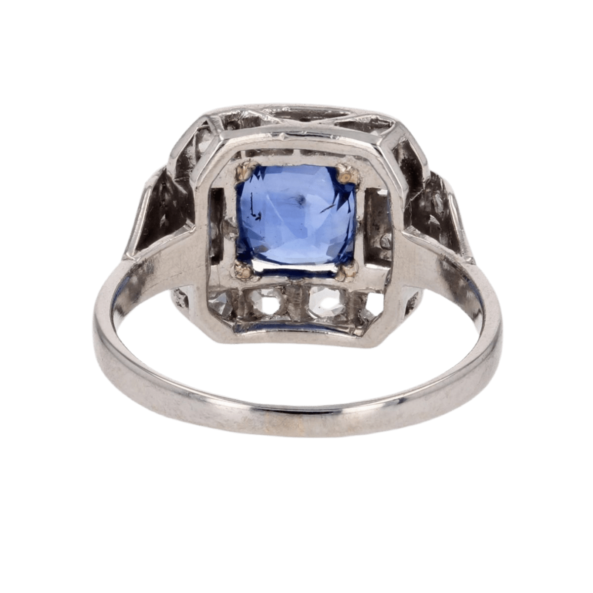 Bague Entourage en platine, saphir et diamants - Castafiore