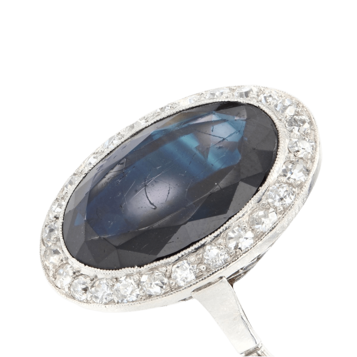 Bague Entourage en platine, saphir et diamants - Castafiore