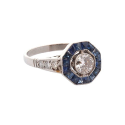 Bague Entourage en platine, saphirs, et diamants - Castafiore
