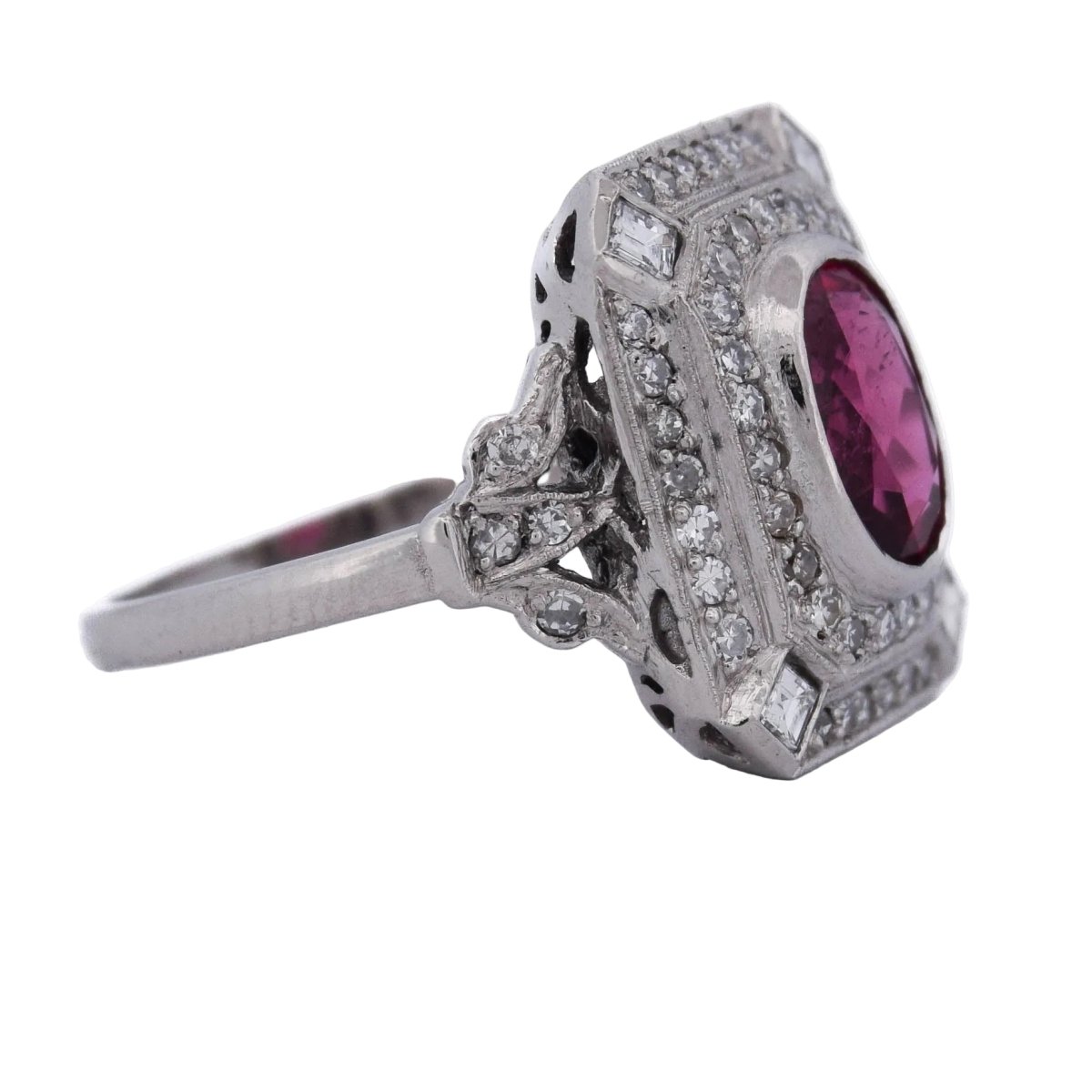 Bague Entourage en platine, tourmaline et diamants - Castafiore
