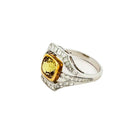 Bague entourage en saphir jaune, diamant et or blanc - Castafiore