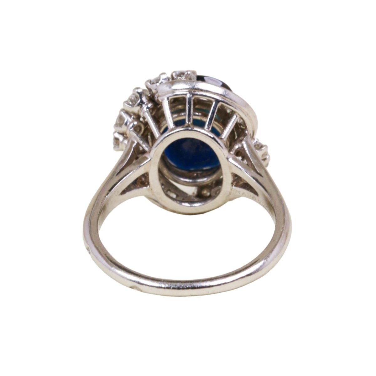 Bague Entourage MAUBOUSSIN en platine, saphir et diamants - Castafiore