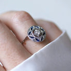 Bague Entourage or blanc, platine, saphirs et diamants - Castafiore