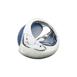Ring Van Cleef & Arpels white gold, chalcedony and diamonds.