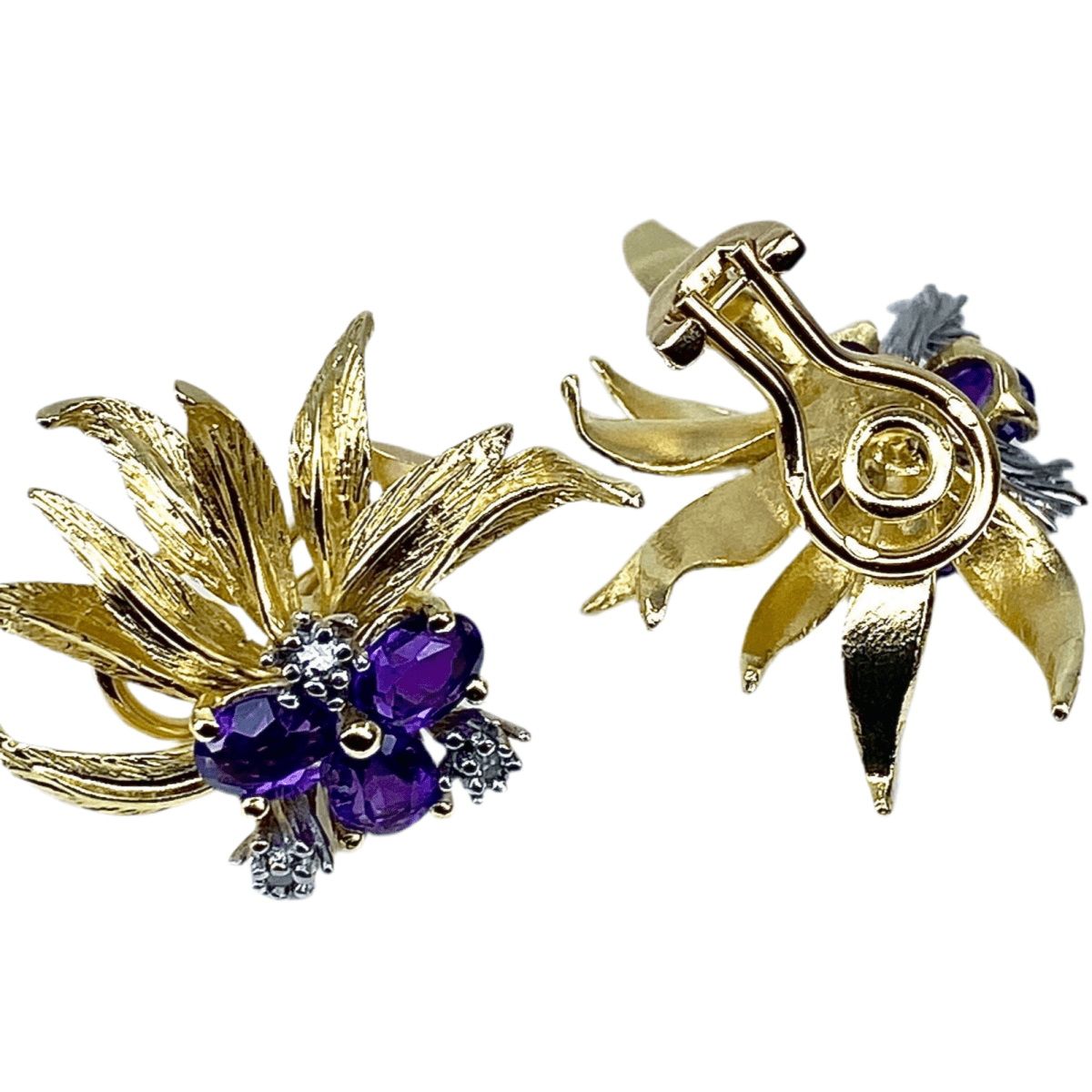 Bague et boucles d’oreilles en or jaune, améthystes et diamants - Castafiore