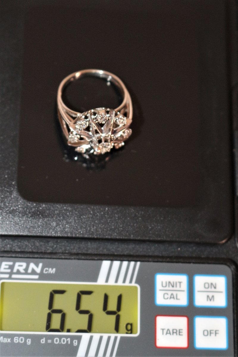 Bague étoile Or Gris Et Diamants - Castafiore