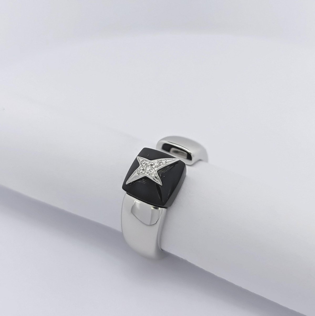 Bague Etoile Sublime Mauboussin or blanc et diamants - Castafiore