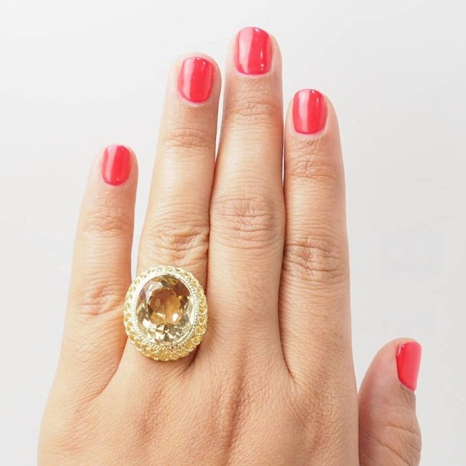 Bague filigranée en or jaune et citrine facettée - Castafiore