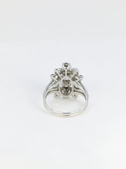 Bague fleur ancienne en or, platine et diamants figurant un motif floral - Castafiore