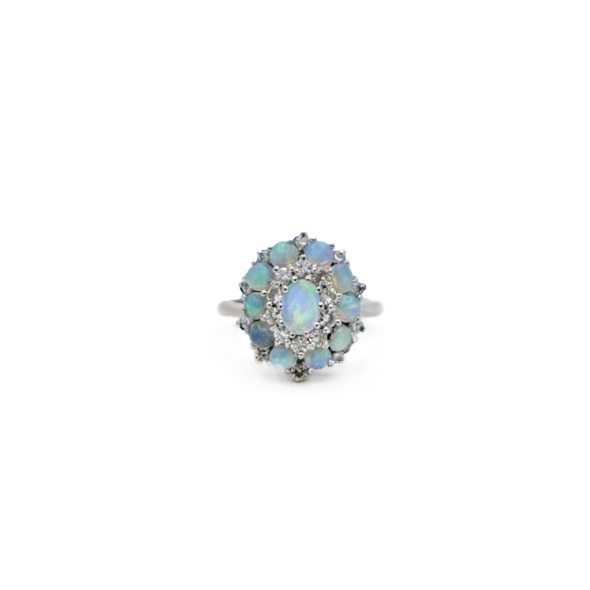 Bague fleur en or gris et opale - Castafiore