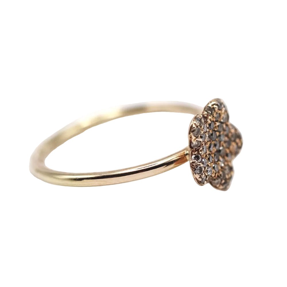 Bague fleur en or rose et diamants - Castafiore