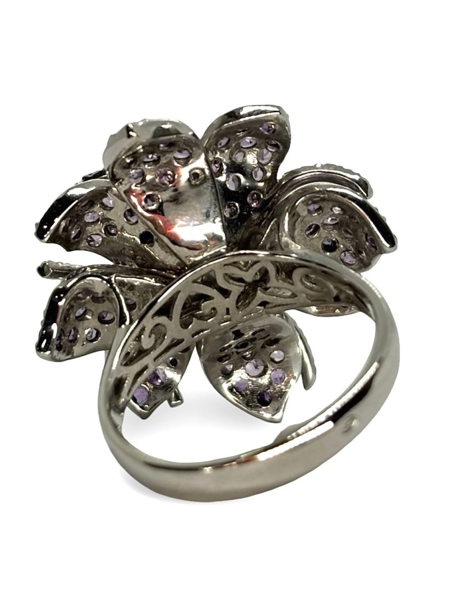 Bague fleur MATY or blanc diamants, améthystes et tourmalines - Castafiore