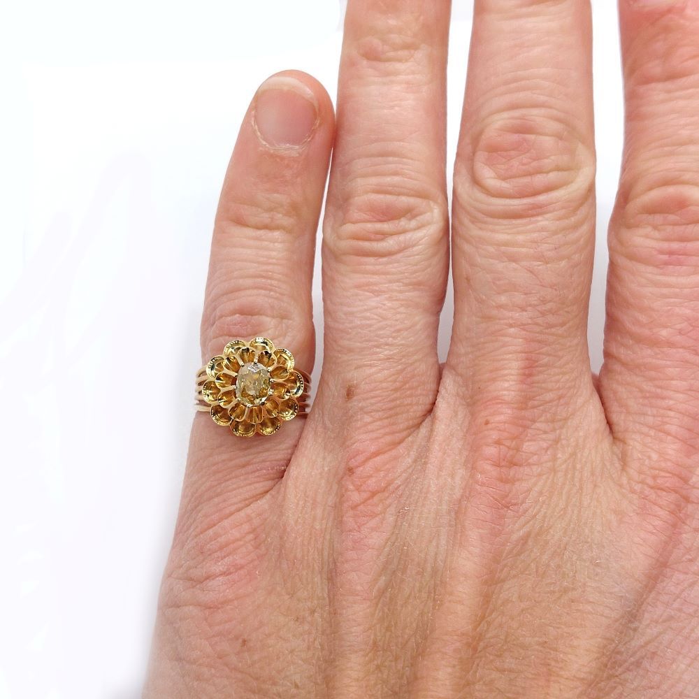 Bague fleur Napoléon III, diamant jaune 0,40 ct - Castafiore