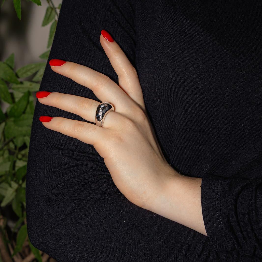 Bague FRED "Mouvementée" en or blanc et diamants - Castafiore