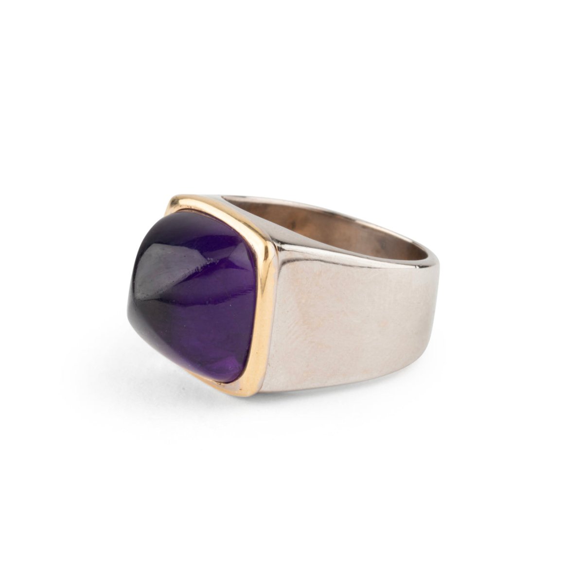 Bague FRED "Pain de sucre" en or jaune, or blanc et améthyste - Castafiore