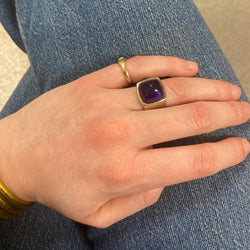 Bague FRED "Pain de sucre" en or jaune, or blanc et améthyste - Castafiore