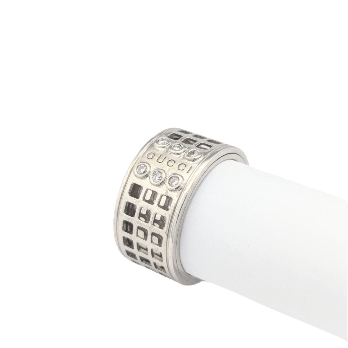 Bague GUCCI "Large Scroll" en or blanc et diamants - Castafiore