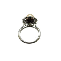 Bague Halo en on blanc, perle, et diamants - Castafiore