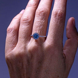 Bague HALO en or et diamants - Castafiore