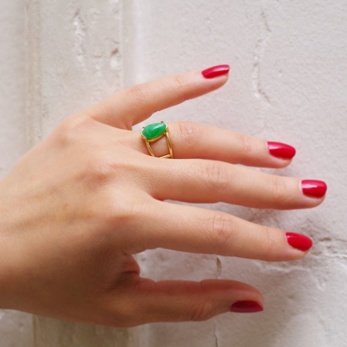 Bague jade cabochon en or - Castafiore