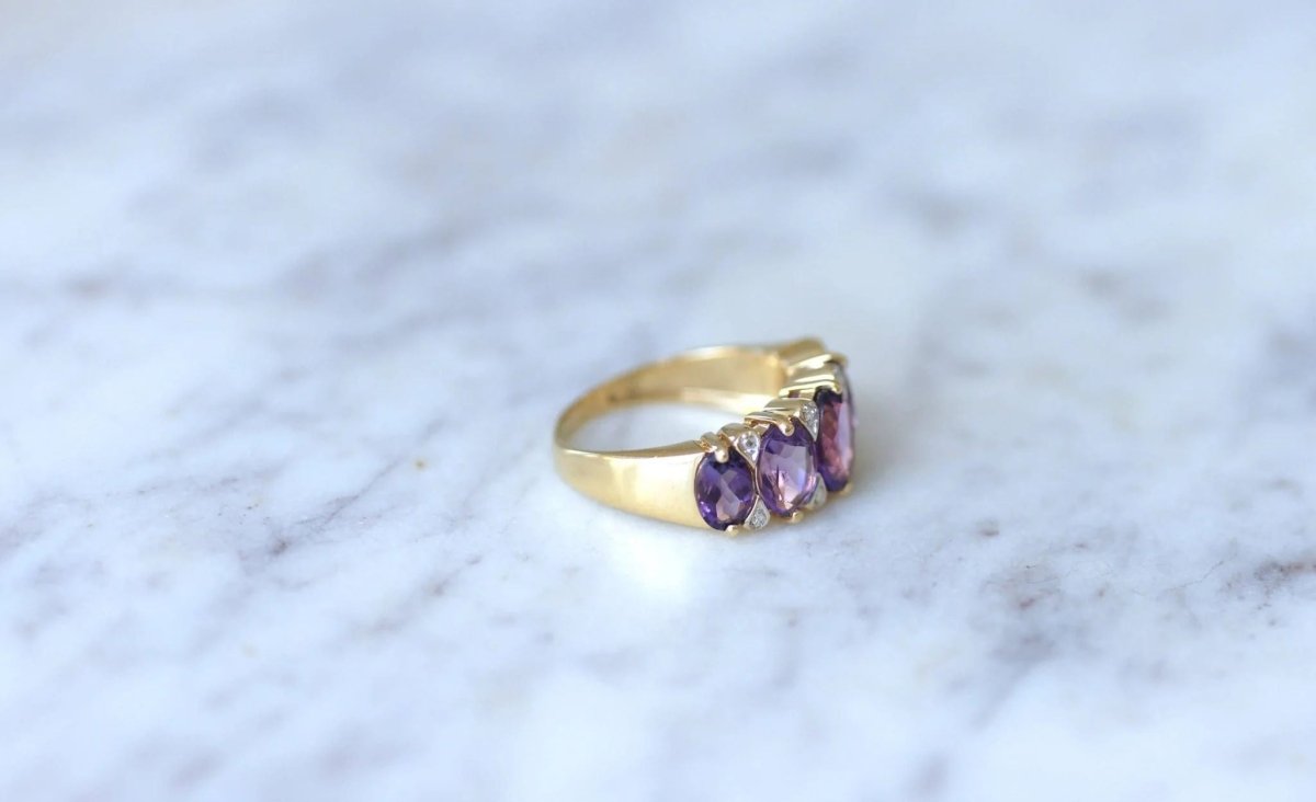 Bague jarretière améthystes et diamants - Castafiore