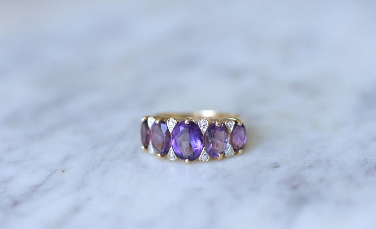 Bague jarretière améthystes et diamants - Castafiore