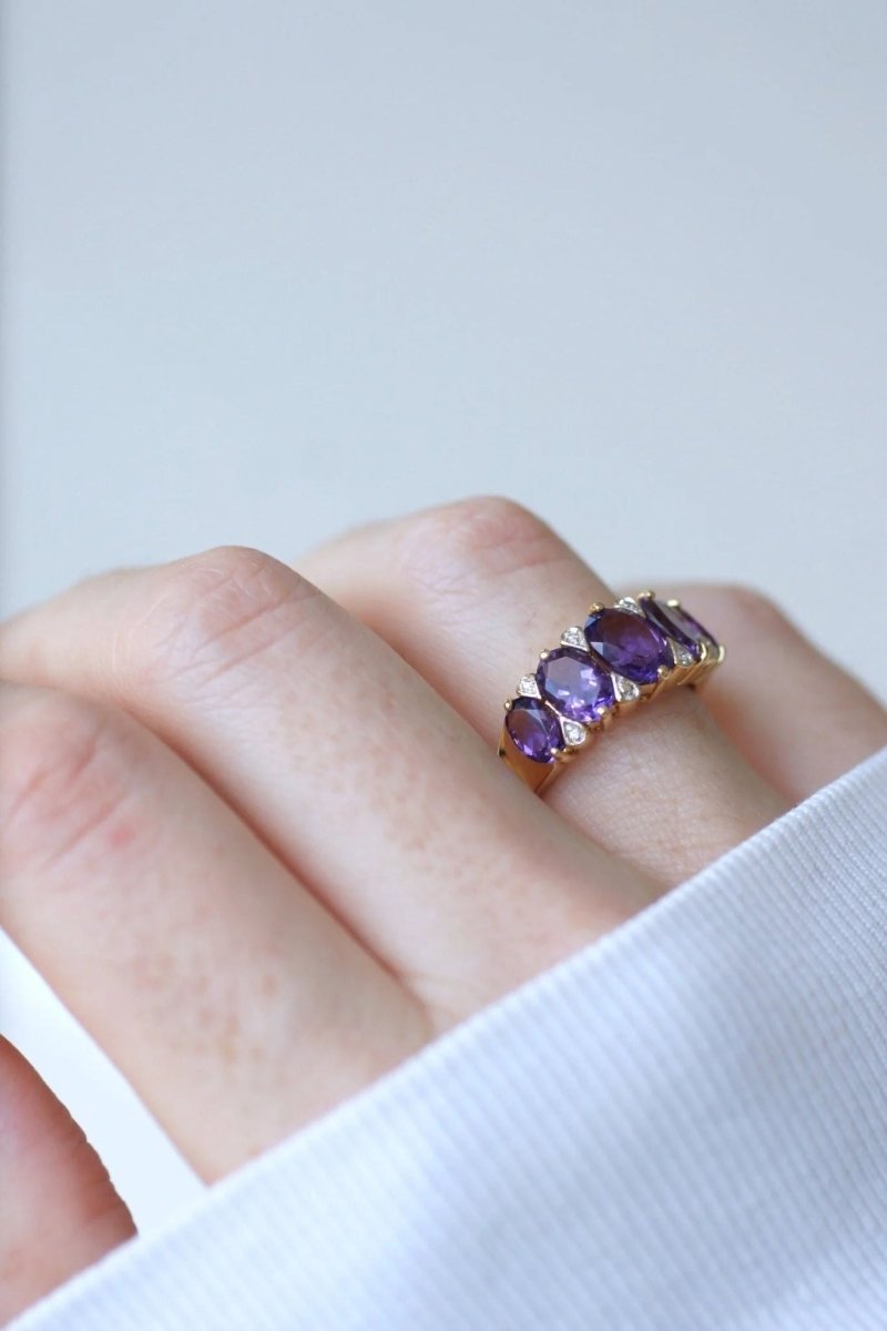 Bague jarretière améthystes et diamants - Castafiore