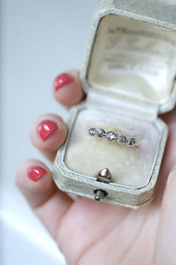 Bague jarretière ancienne diamants - Castafiore