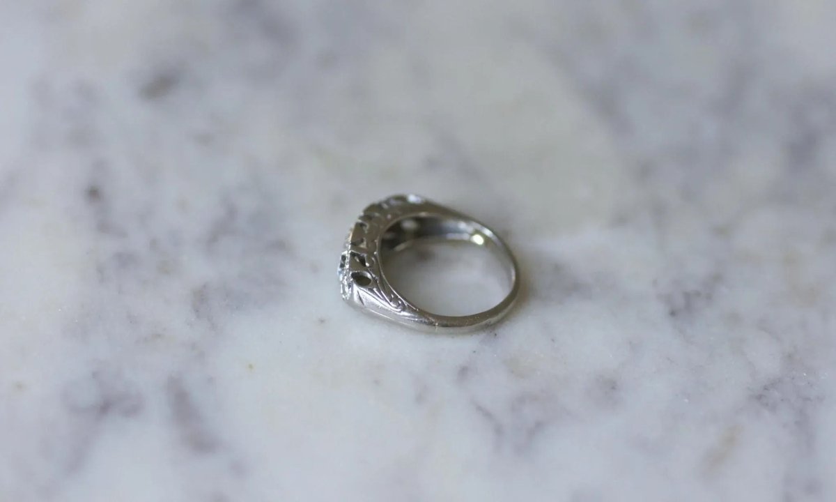 Bague Jarretière Art Deco Diamants 1,05 Cts - Castafiore