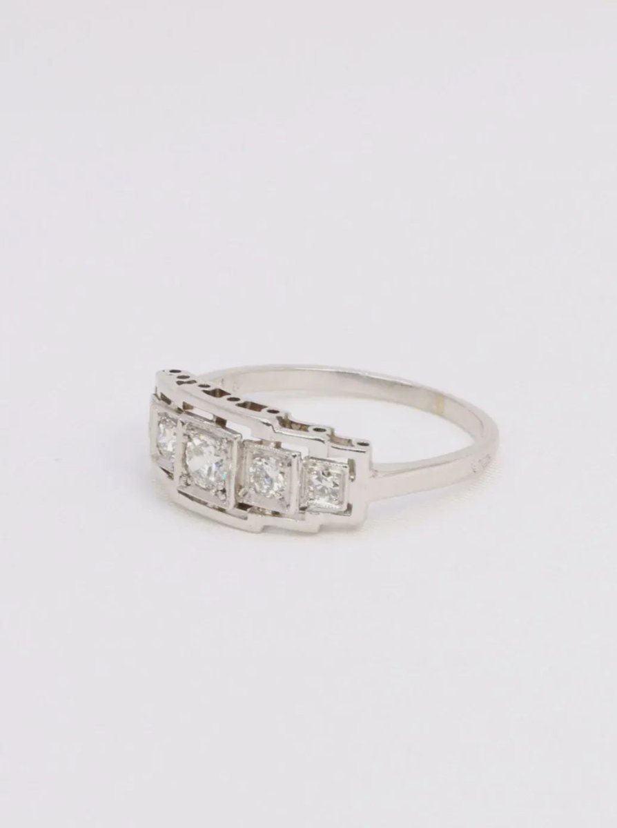 Bague jarretière Art Deco or platine diamants 0,3 ct - Castafiore