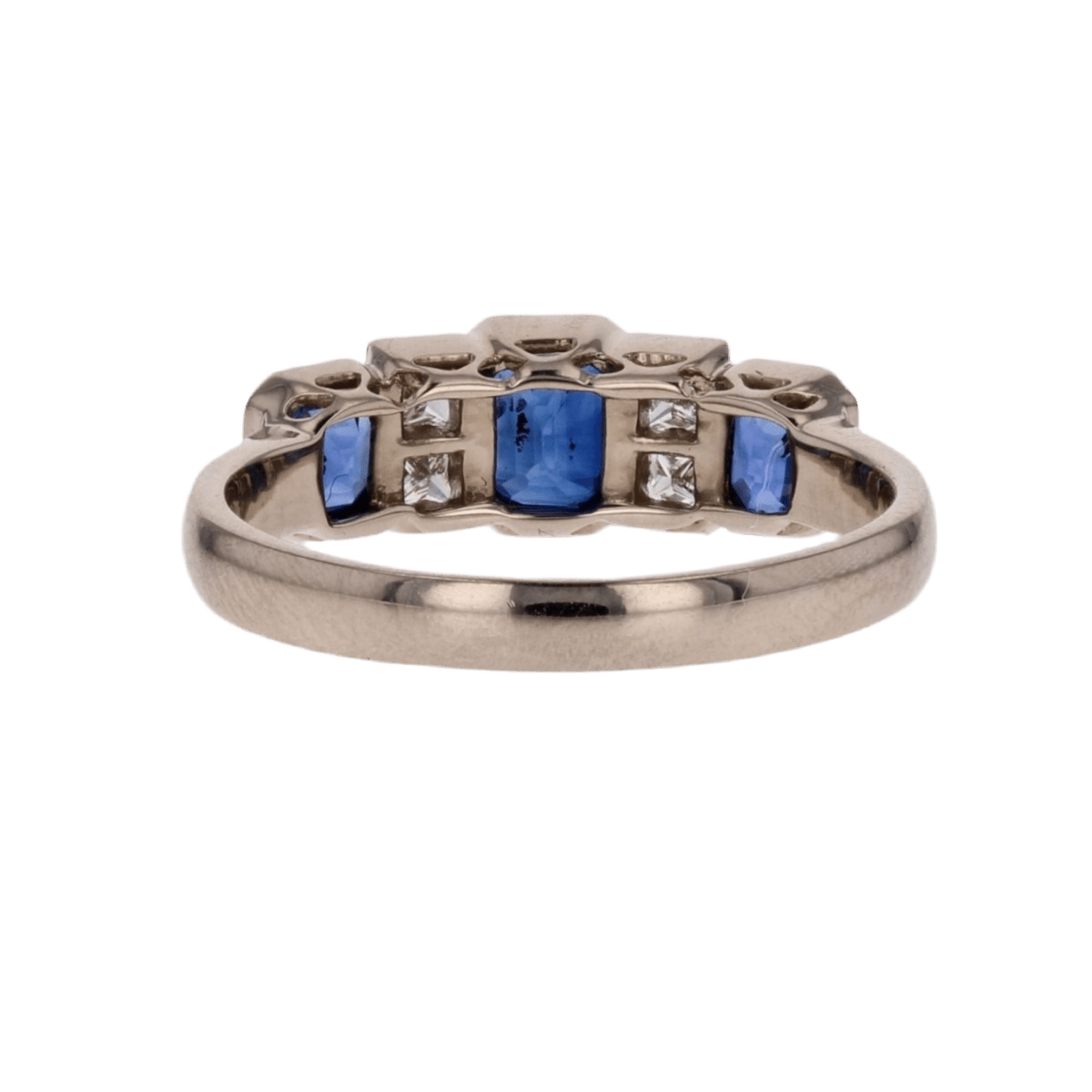 Bague Jarretière en or blanc, saphirs et diamants - Castafiore