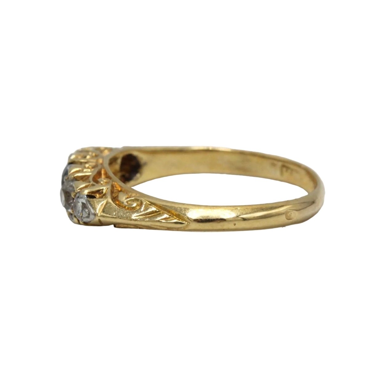 Bague Jarretière en or jaune, saphir et diamants - Castafiore