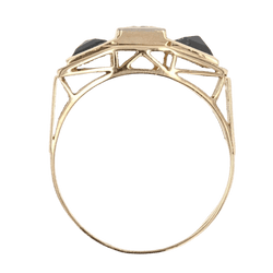 Bague Jarretière en or jaune, saphirs et diamants - Castafiore