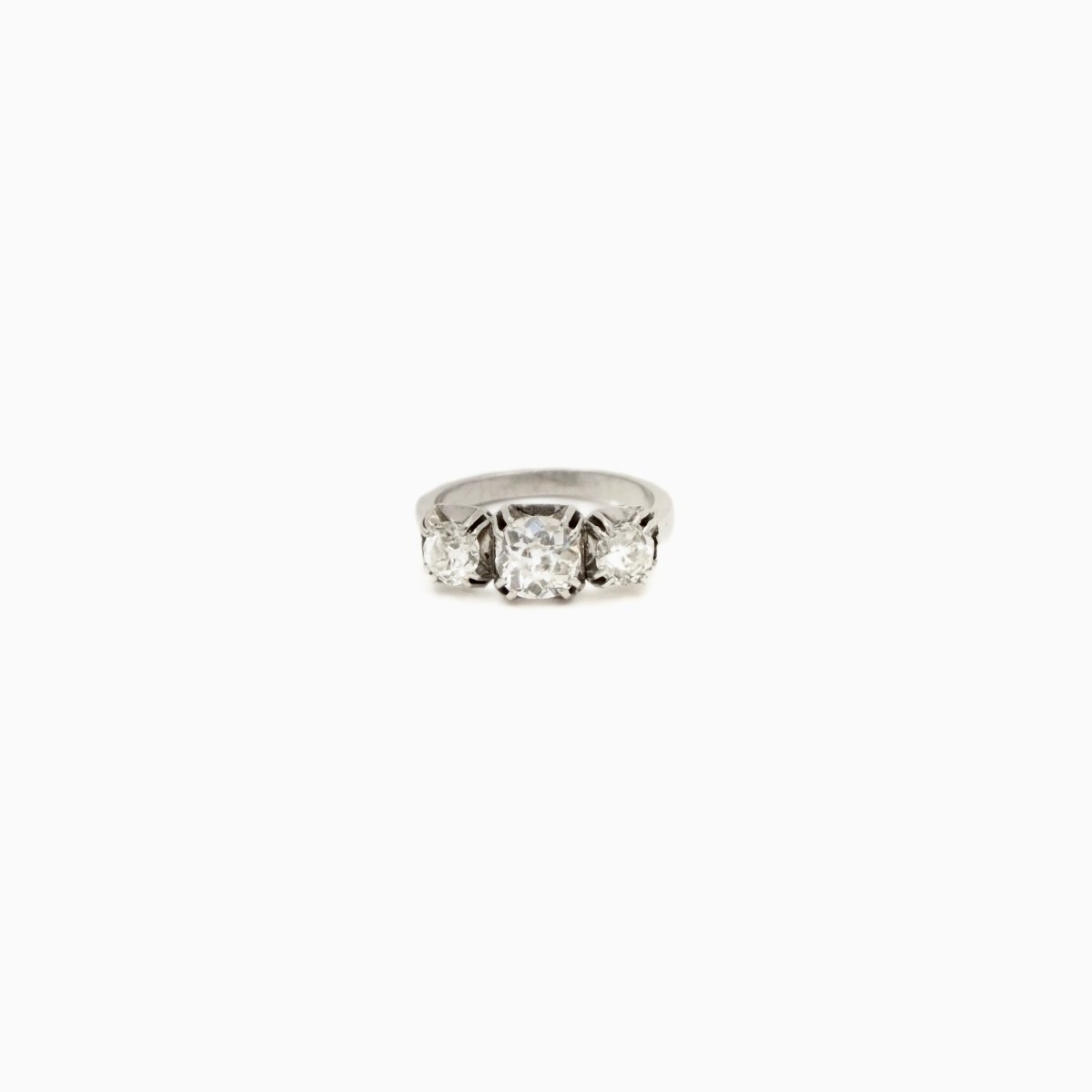 bague jarretière en platine - Castafiore