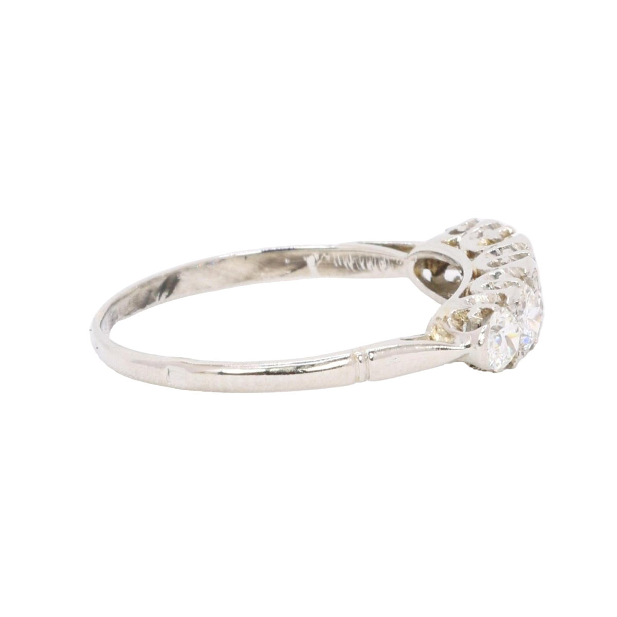 Bague Jarretière en platine et diamant - Castafiore