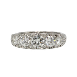 Bague Jarretière en platine et diamants - Castafiore
