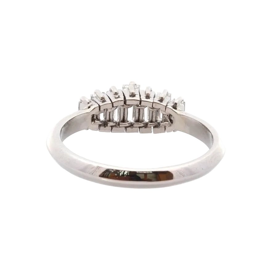 Bague Jarretière en platine et diamants - Castafiore