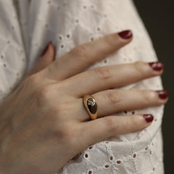 Bague Jonc Anglais en or jaune 18 Cts avec un diamant de 0,25 Cts taille brillant G - VS. Taille 54 - Castafiore