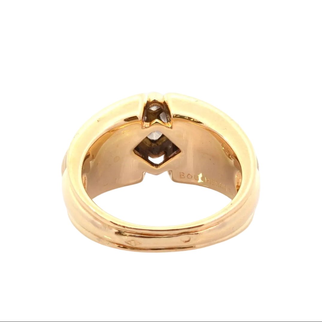 Ring signed Boucheron diamonds in gold