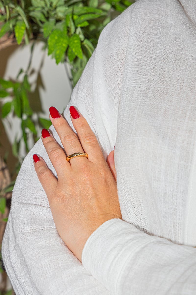 Bague Jonc CARTIER en or jaune - Castafiore